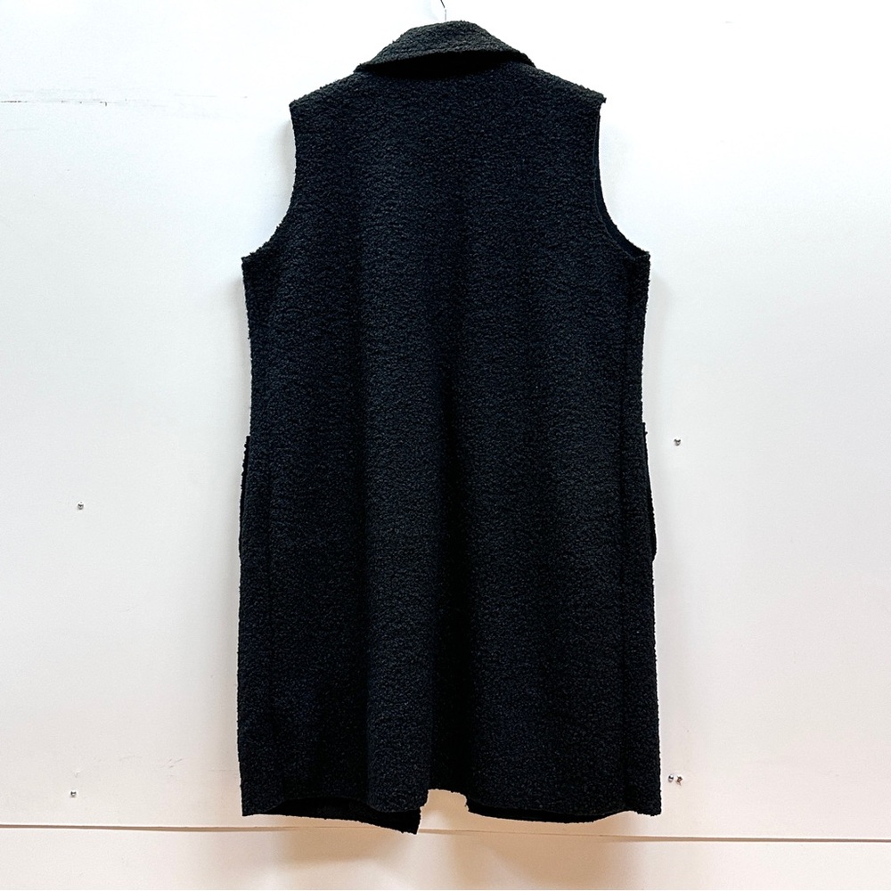 Bella Amore Italy made Black Vest Coat with Gold Star Pin, size S-XL - Picture 6 of 8